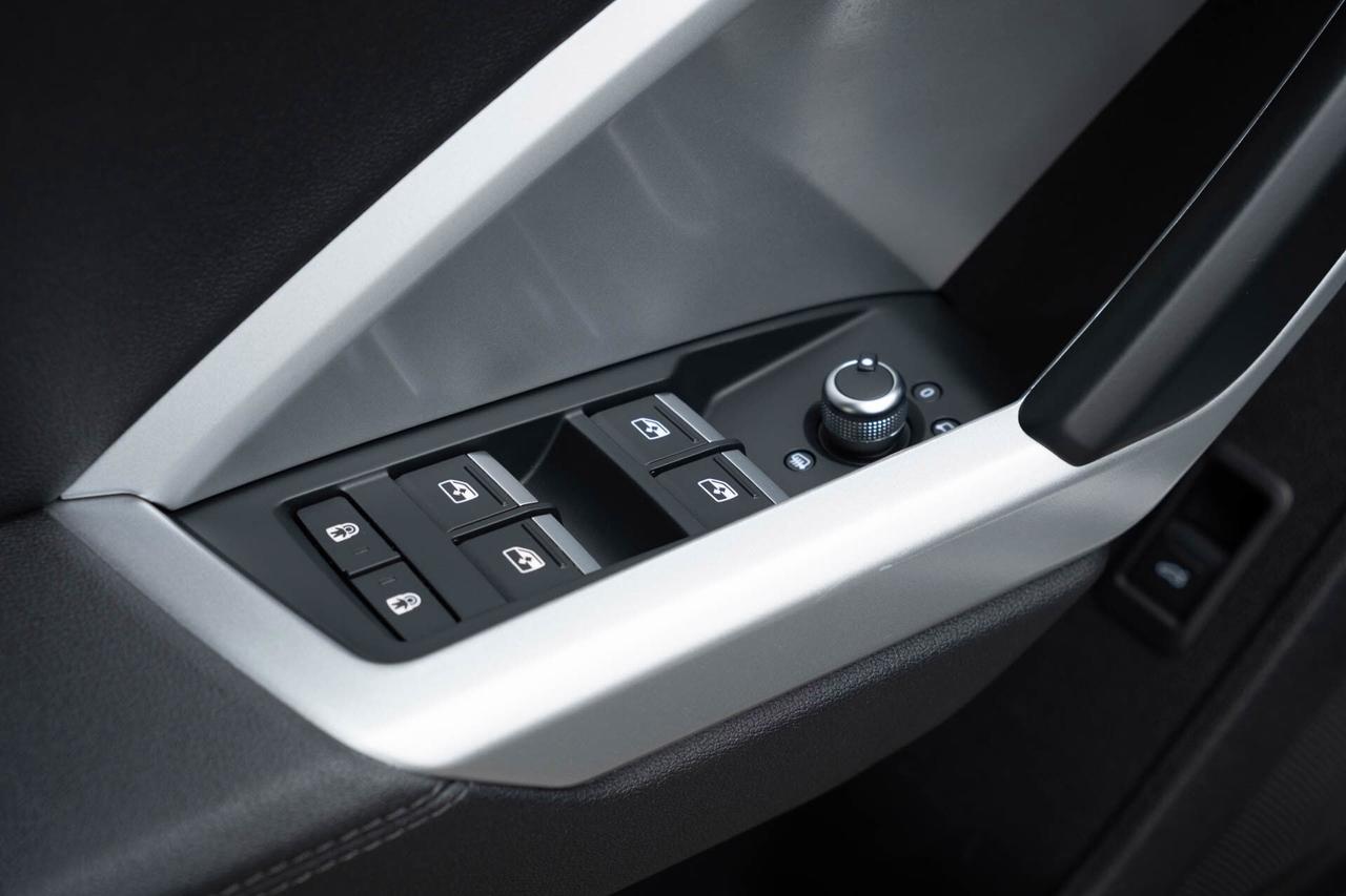 2022 Audi Q3 S line Progressiv quattro Photo