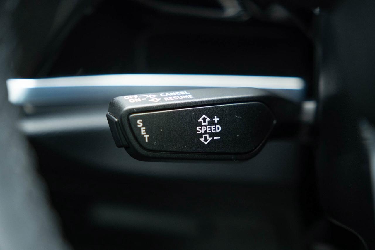 2022 Audi Q3 S line Progressiv quattro Photo