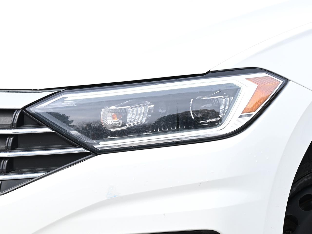 2020 Volkswagen Jetta Execline Leather Seats l Nav l Back Up Camera Photo4