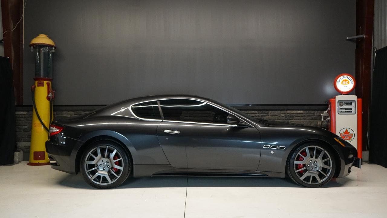 2009 Maserati GranTurismo 2dr Cpe GranTurismo S Photo