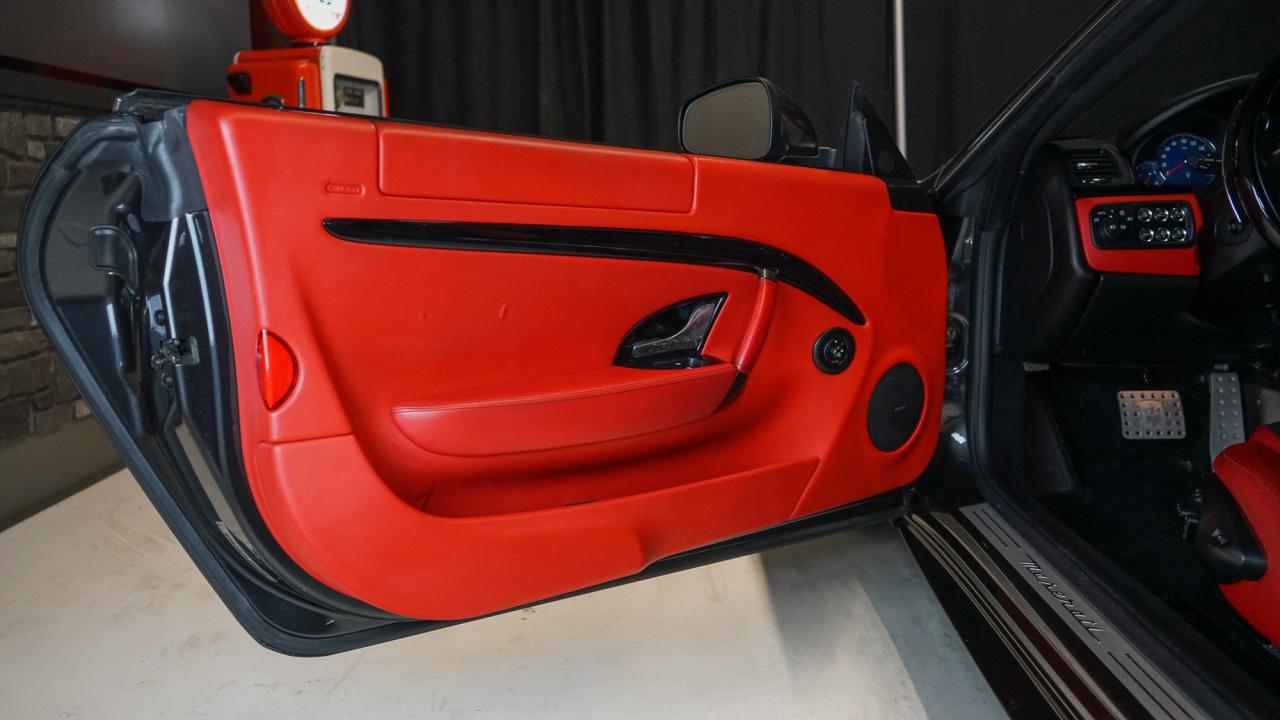 2009 Maserati GranTurismo 2dr Cpe GranTurismo S Photo