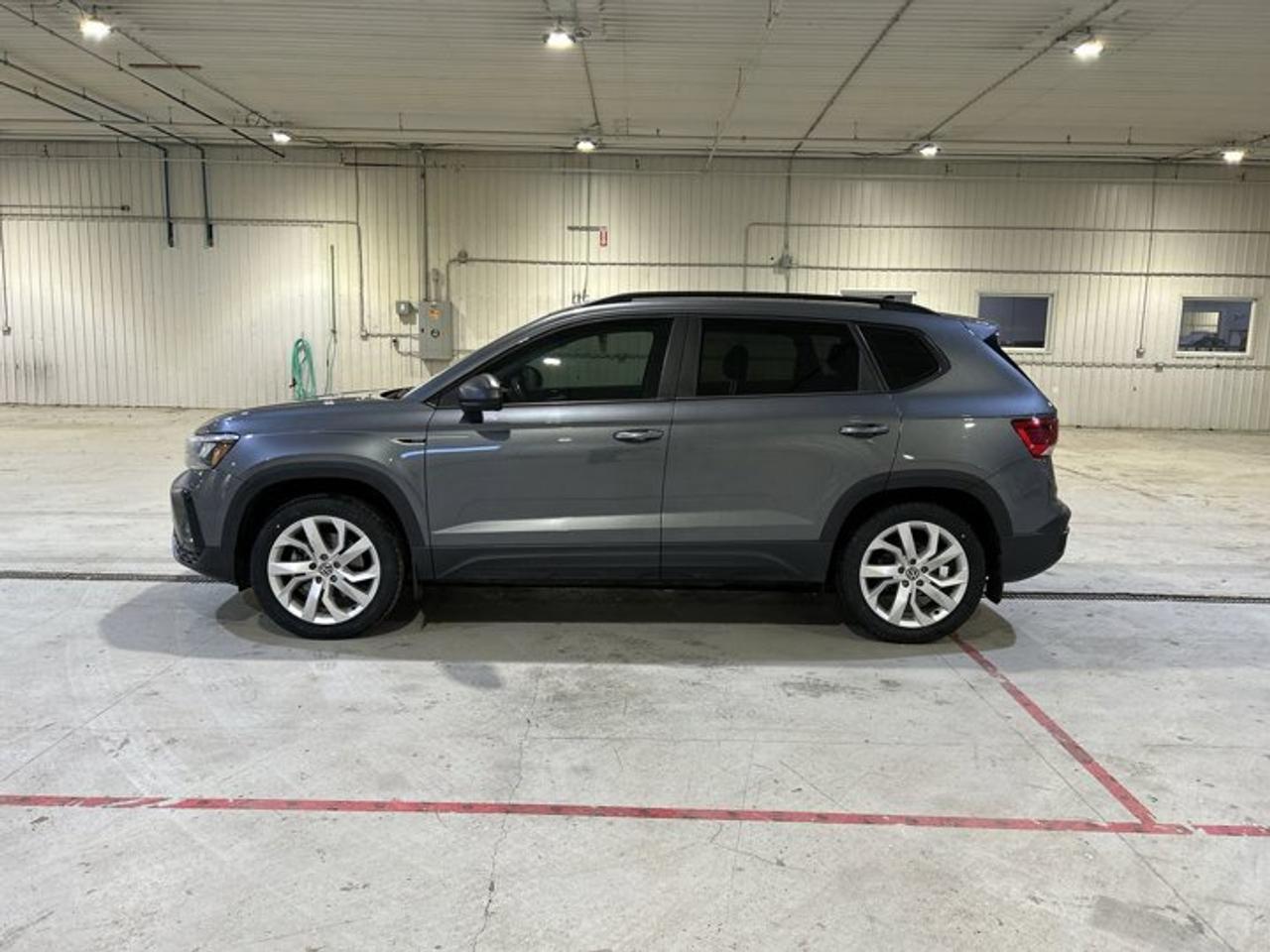 2023 Volkswagen Taos Trendline Photo