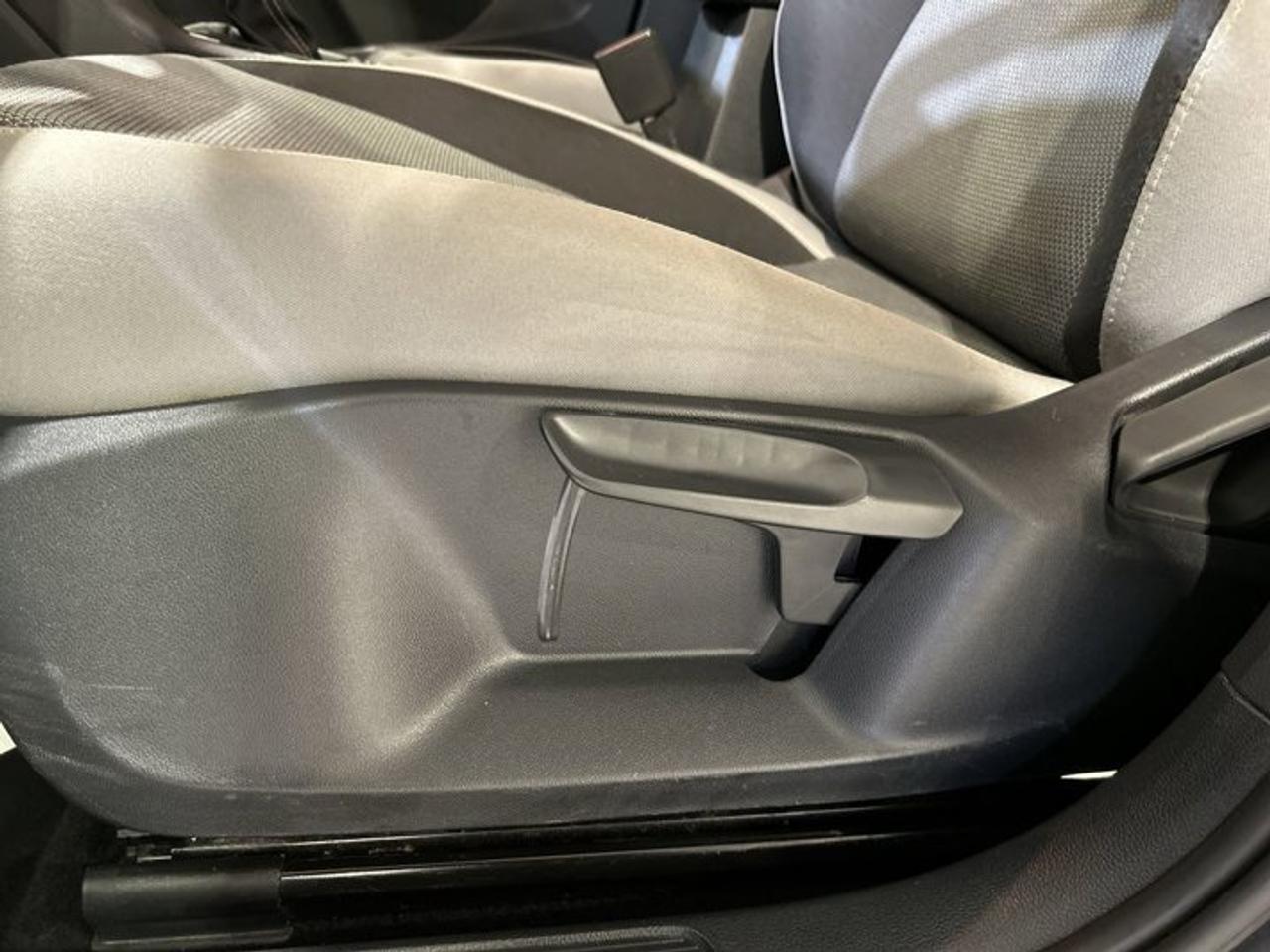 2023 Volkswagen Taos Trendline Photo