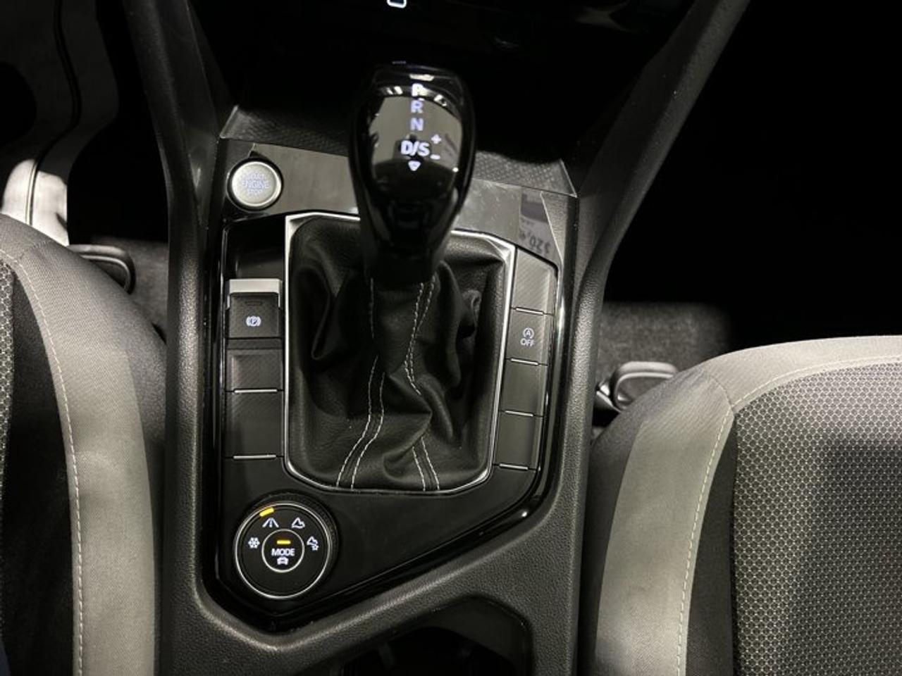 2023 Volkswagen Taos Trendline Photo