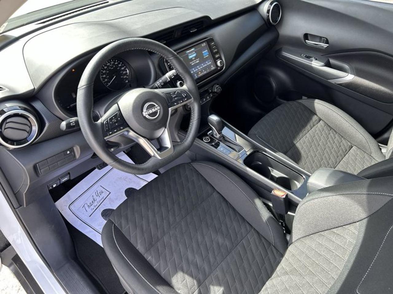 2025 Nissan Kicks Play SV PLAY FWD | No accidents Photo