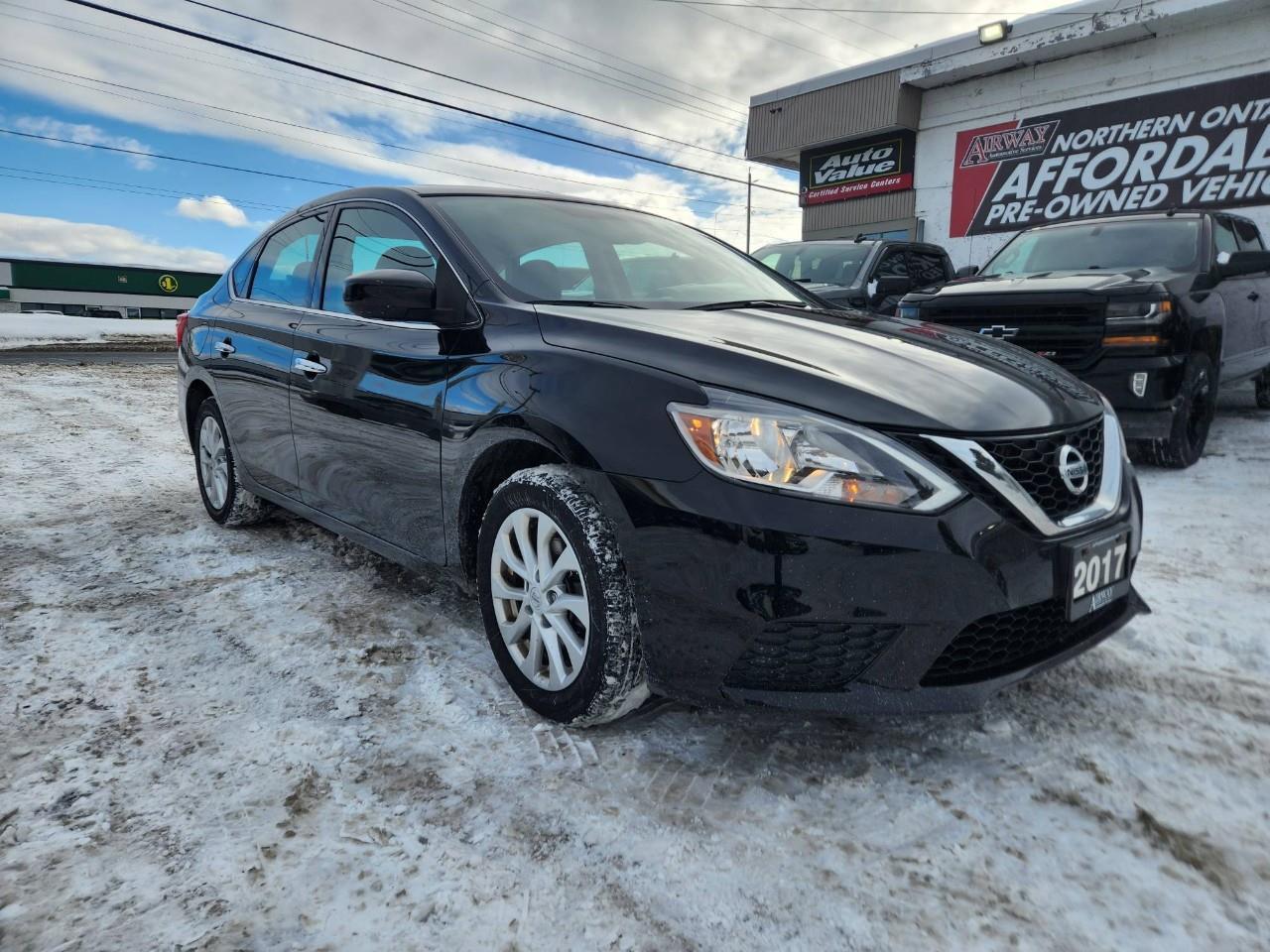 2017 Nissan Sentra 1.8 SV (CVT) 4dr Sedan Photo0