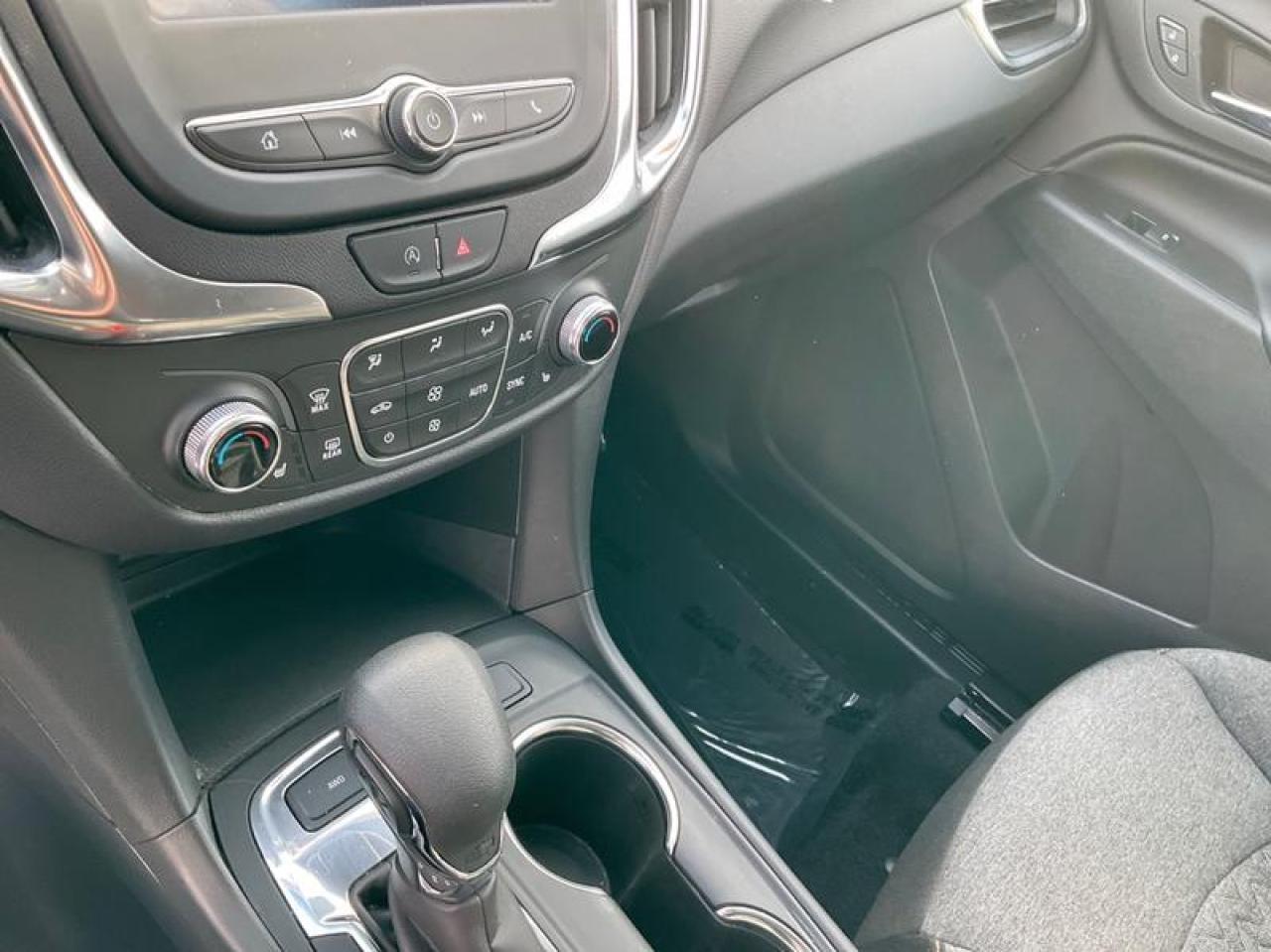 2022 Chevrolet Equinox LT Photo