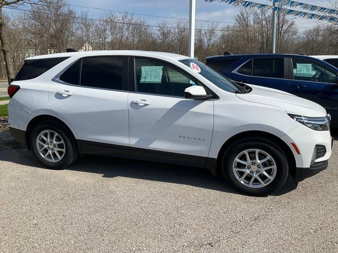 2022 Chevrolet Equinox LT Photo