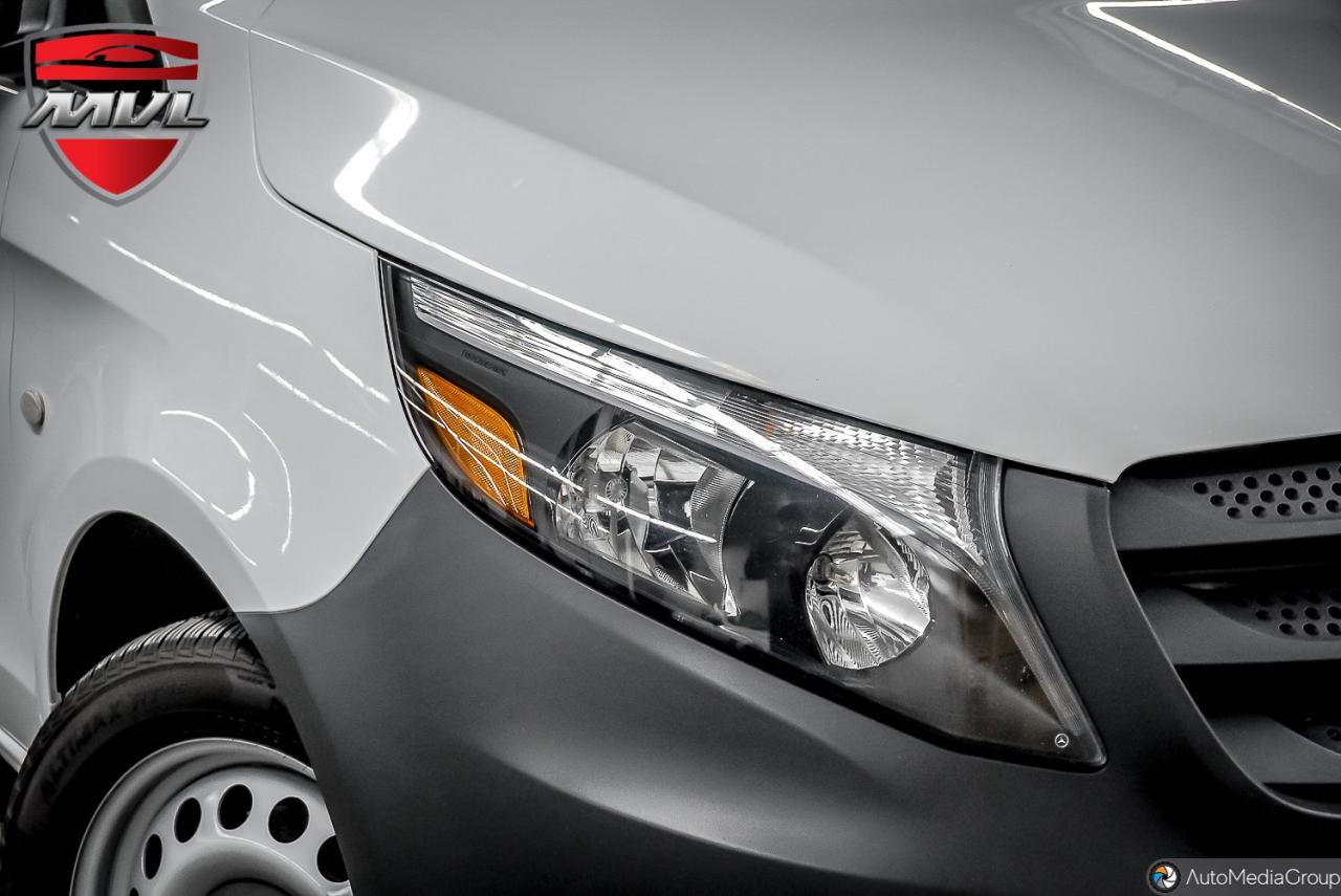 2017 Mercedes-Benz Metris Base Metris Cargo Van Photo