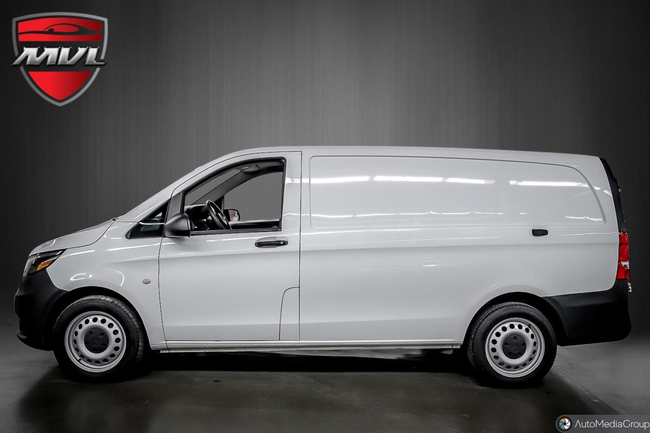 2017 Mercedes-Benz Metris Base Metris Cargo Van Photo