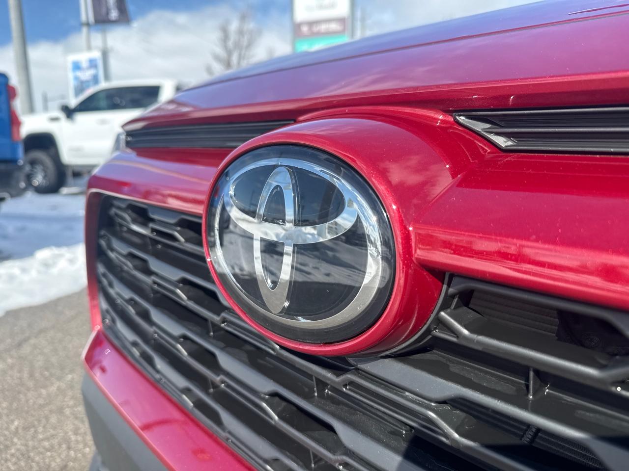 2021 Toyota RAV4 XLE 4dr Front-wheel Drive Photo