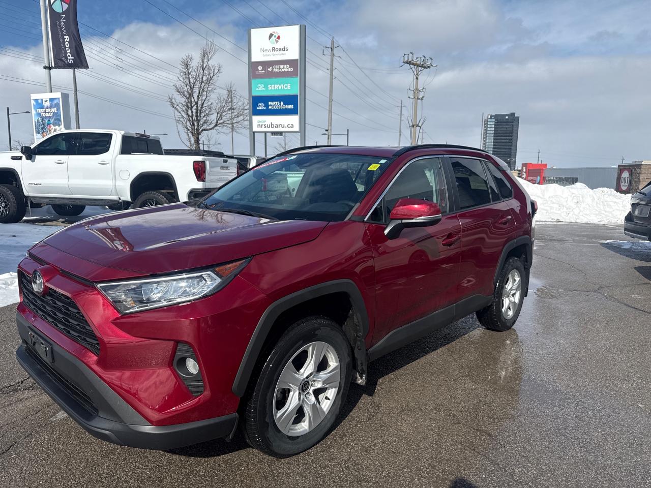 2021 Toyota RAV4 XLE 4dr Front-wheel Drive Photo