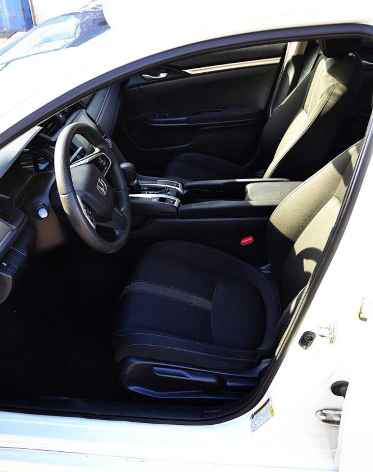 2016 Honda Civic Sedan 4dr SEDAN LX Automatic Photo