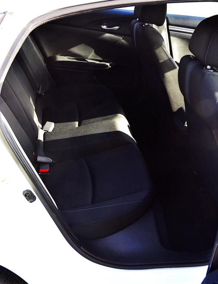 2016 Honda Civic Sedan 4dr SEDAN LX Automatic Photo