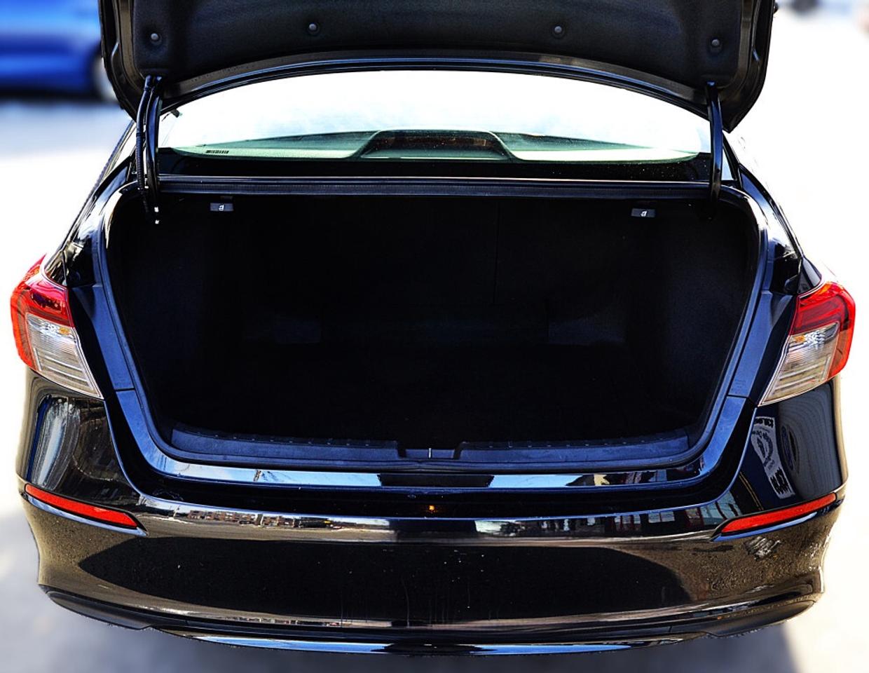 2022 Honda Civic Sedan LX CVT Photo