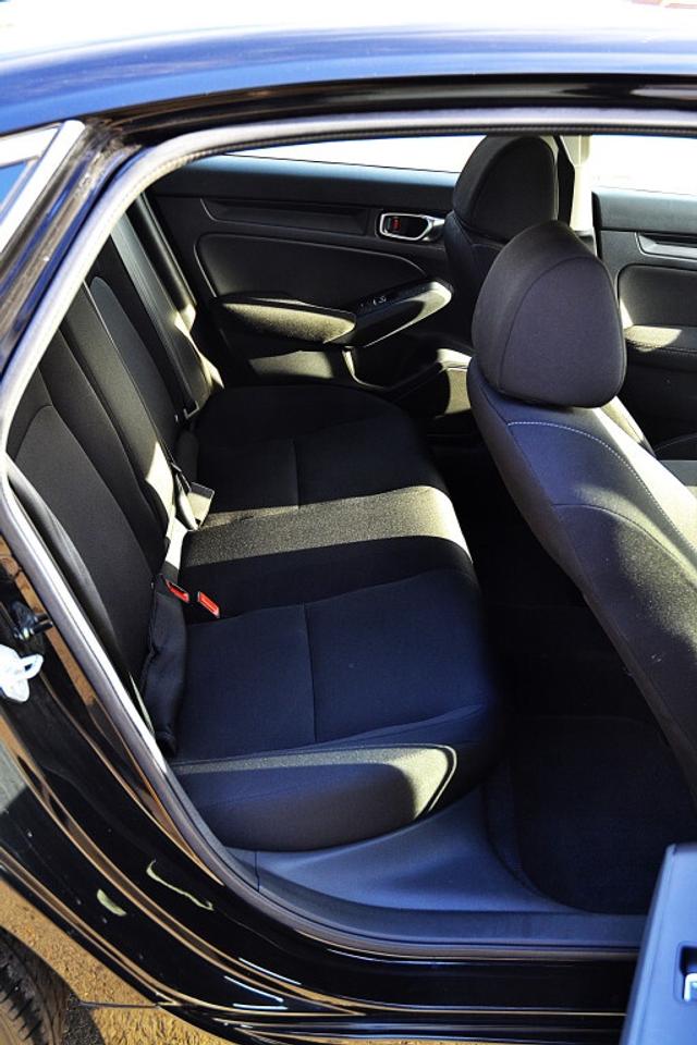 2022 Honda Civic Sedan LX CVT Photo