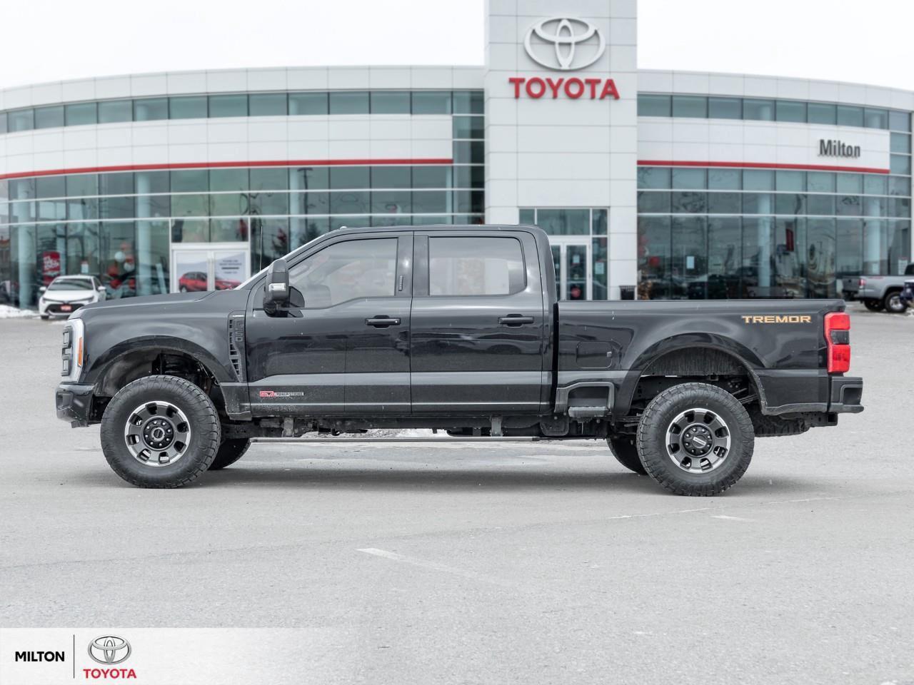 2023 Ford F-250 TREMOR PKG SUNROOF LARIAT ULTIMATE ONE OWNER Laria Photo