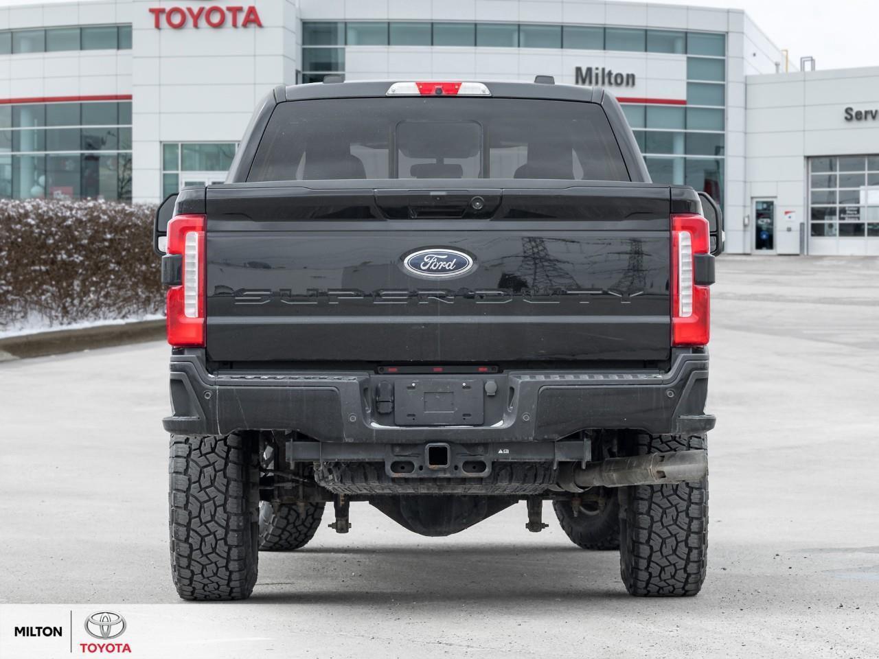 2023 Ford F-250 TREMOR PKG SUNROOF LARIAT ULTIMATE ONE OWNER Laria Photo