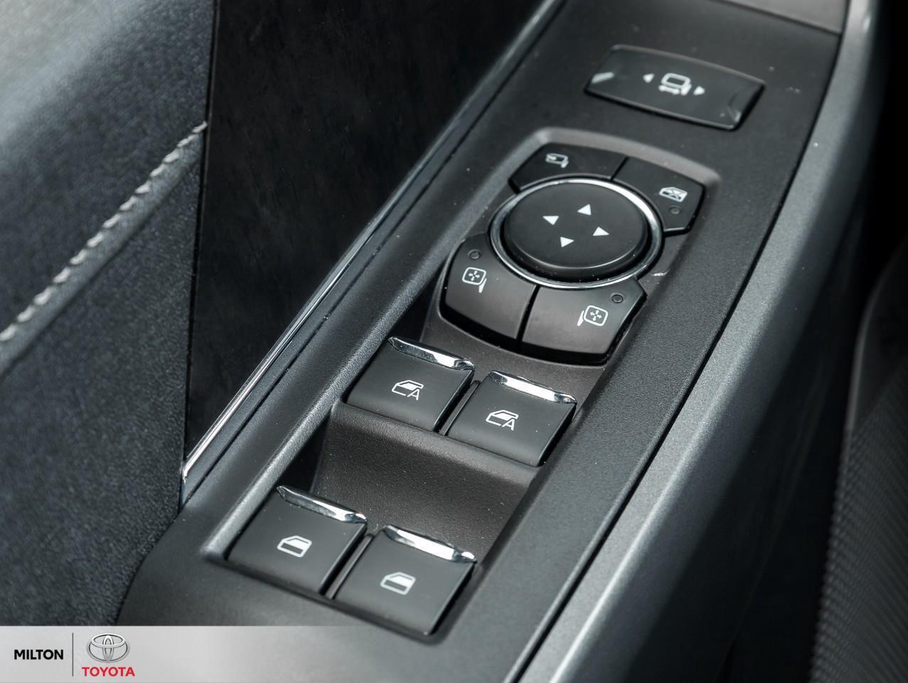 2023 Ford F-250 TREMOR PKG SUNROOF LARIAT ULTIMATE ONE OWNER Laria Photo