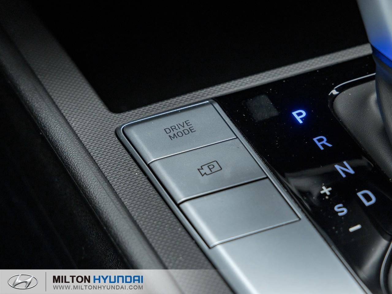 2026 Hyundai Elantra ESSENTIAL 4DR SEDAN Photo
