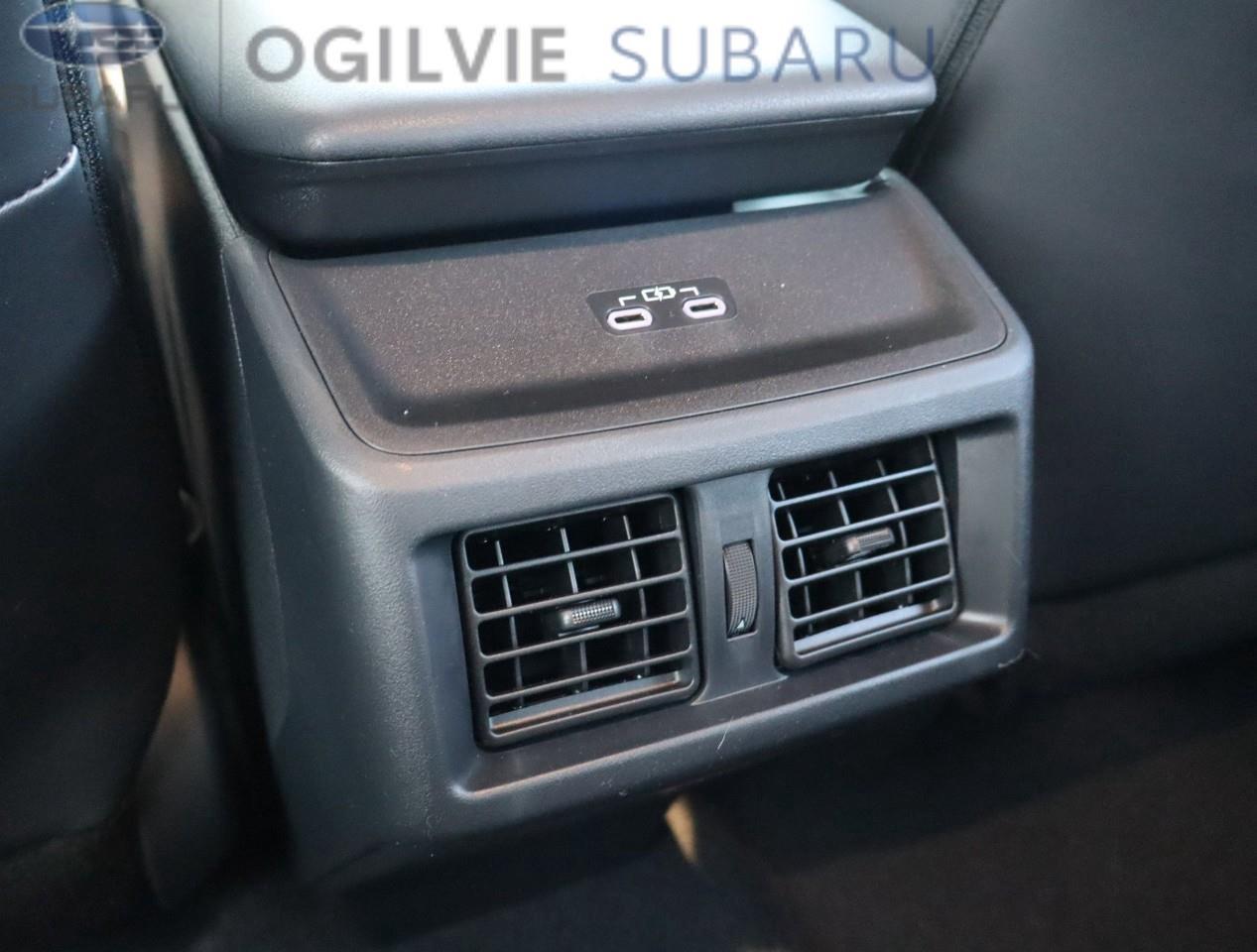 2026 Subaru Solterra Base w/Black Cladding 4dr All-Wheel Drive Photo