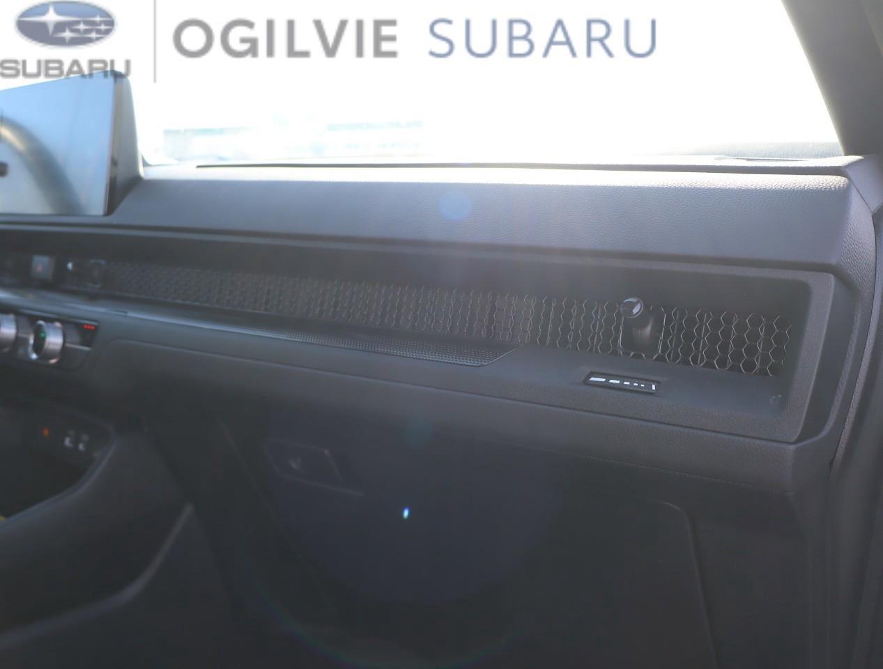 2024 Honda CR-V Hybrid EX-L 4dr All-Wheel Drive Photo