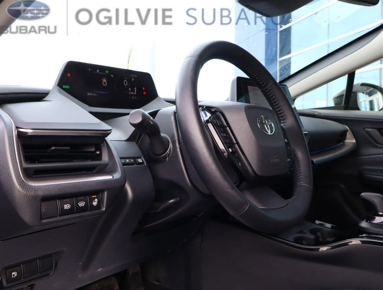 2023 Toyota Prius XLE 5dr AWD-e Hatchback Photo