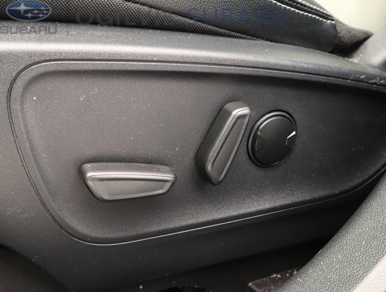 2025 Ford Escape PHEV 4dr Front-Wheel Drive Photo