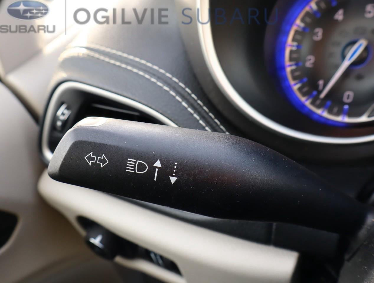 2022 Chrysler Pacifica Touring L All-Wheel Drive Passenger Van Photo