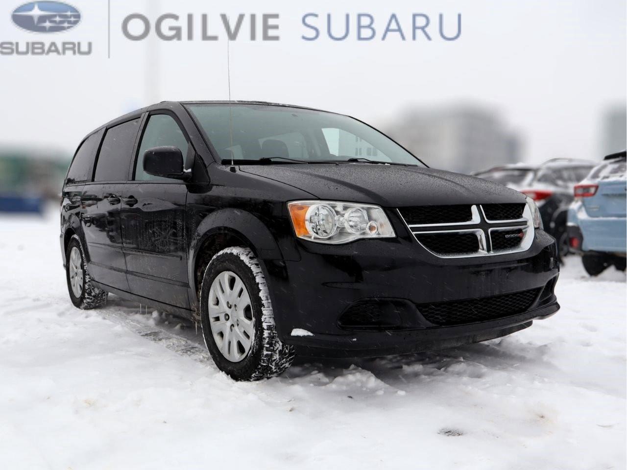 2017 Dodge Grand Caravan CVP/SXT Passenger Van Photo