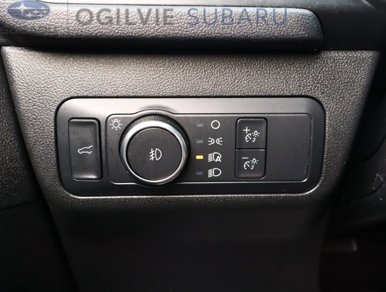 2022 Ford Escape SEL 4dr All-Wheel Drive Photo