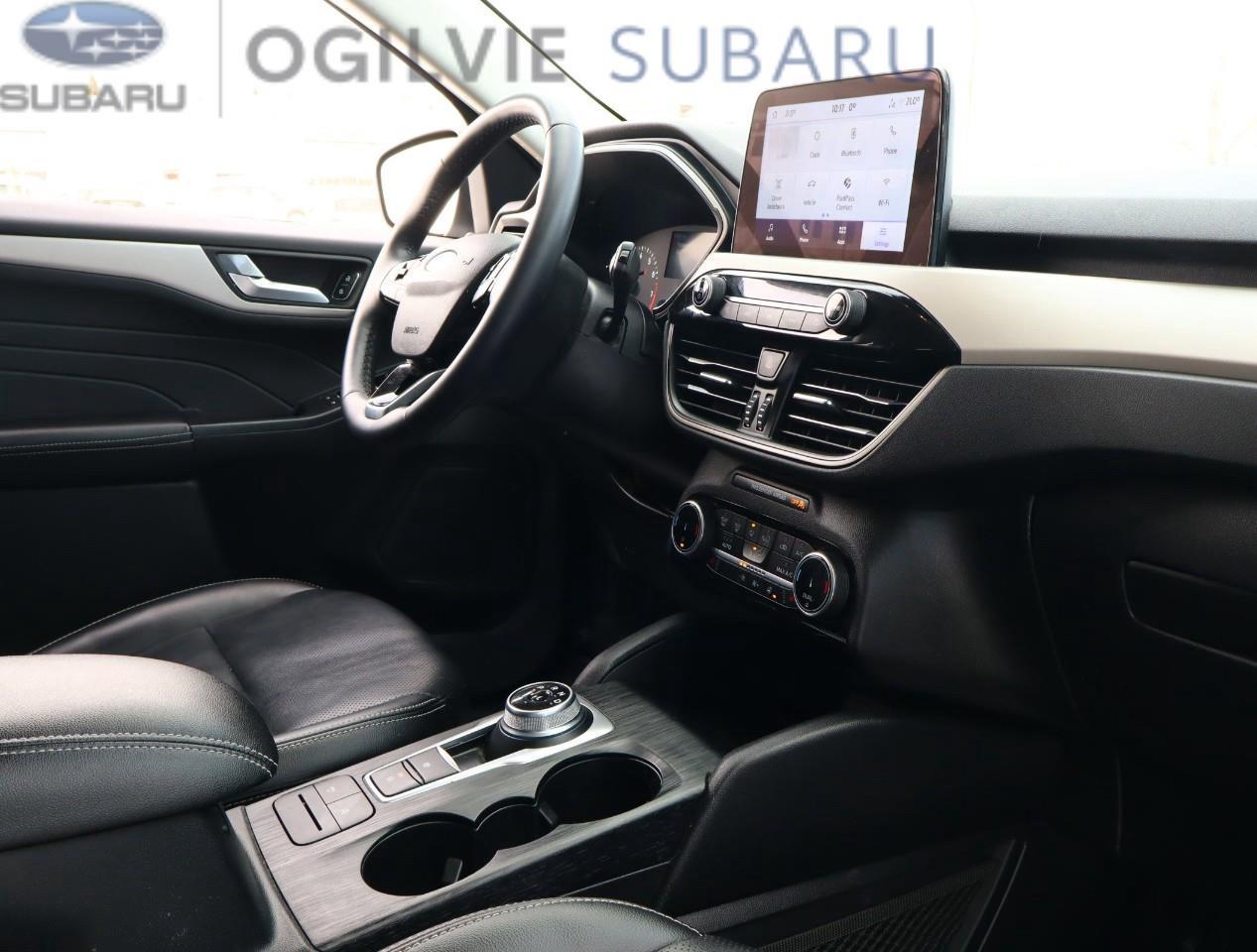 2022 Ford Escape SEL 4dr All-Wheel Drive Photo