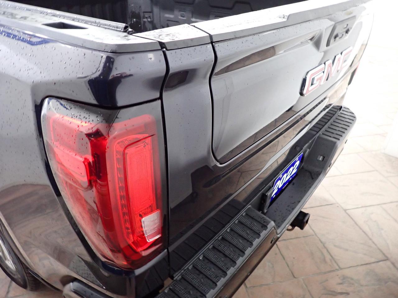 2022 GMC Sierra 1500 Denali 4WD CREW CAB LEATHER NAVI Photo