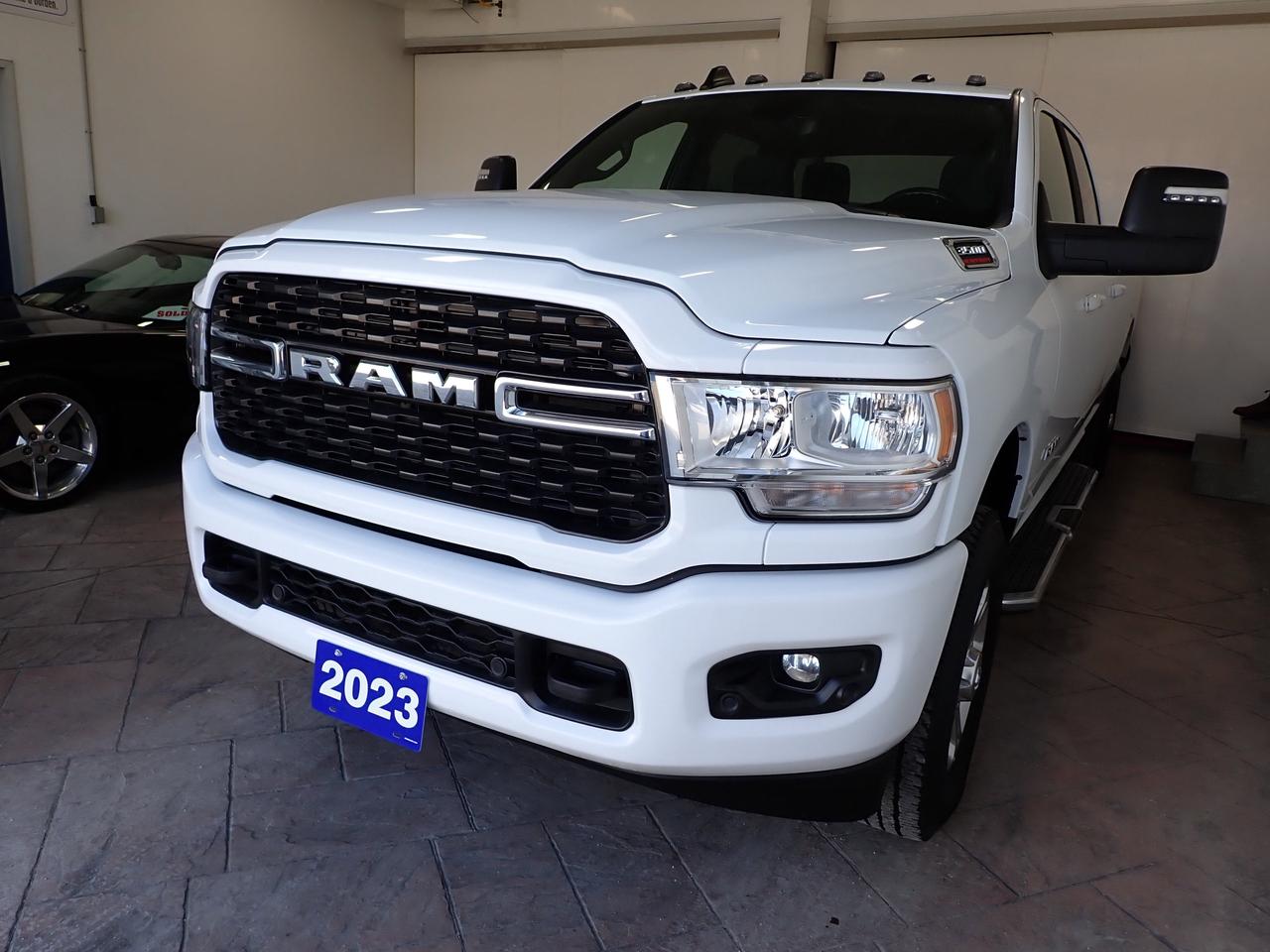 2023 RAM 3500 Big Horn 4WD CREW NAVI SPORT APP PKG 8' BOX Photo