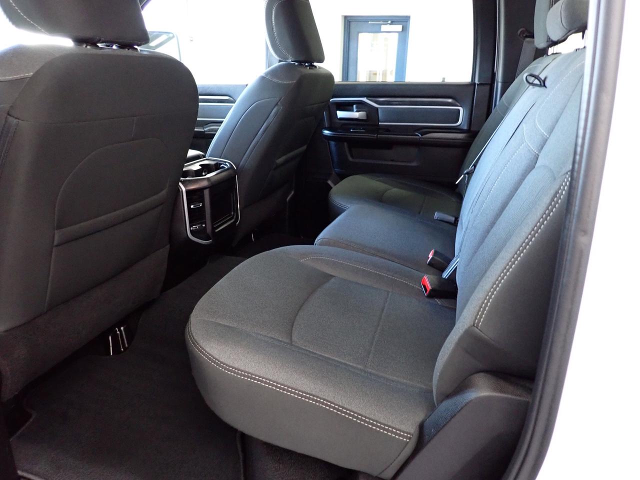 2023 RAM 3500 Big Horn 4WD CREW NAVI SPORT APP PKG 8' BOX Photo