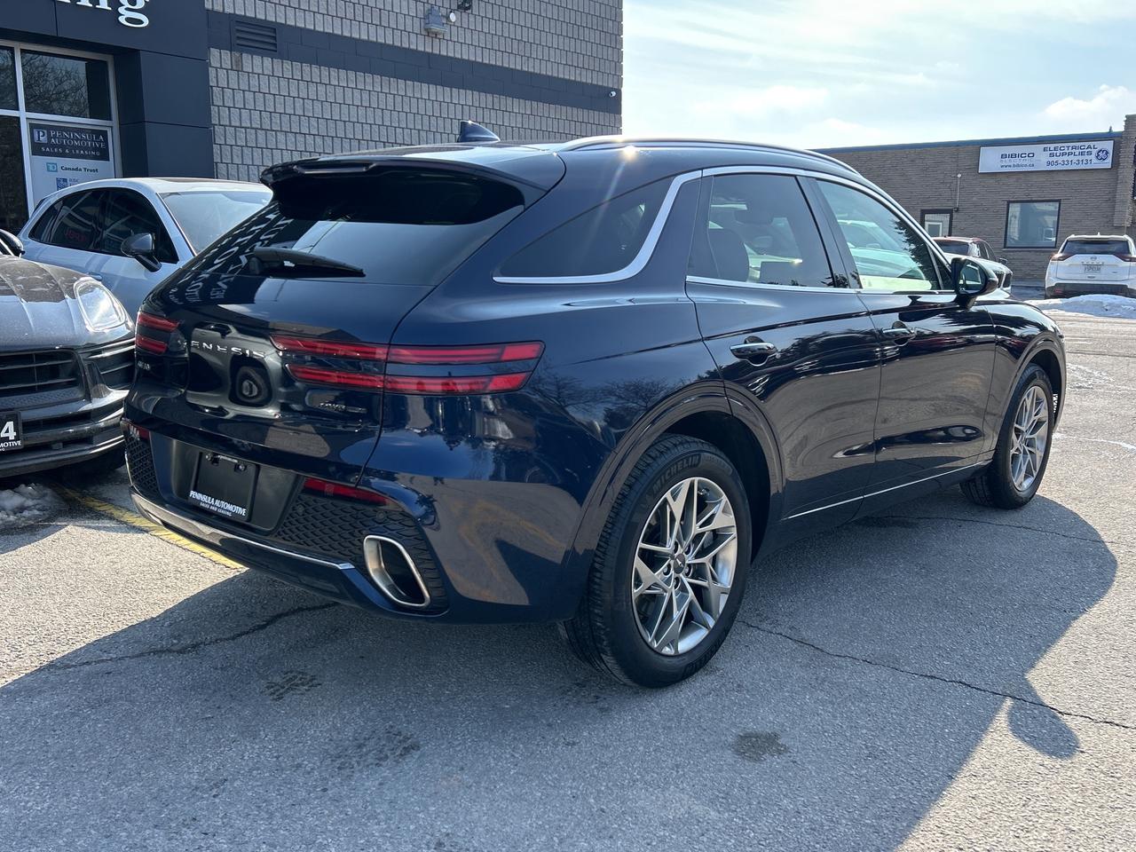 2025 Genesis GV70 2.5T ADVANCED, NEW TIRES, SNOW TIRES, PANO, NAVI Photo3