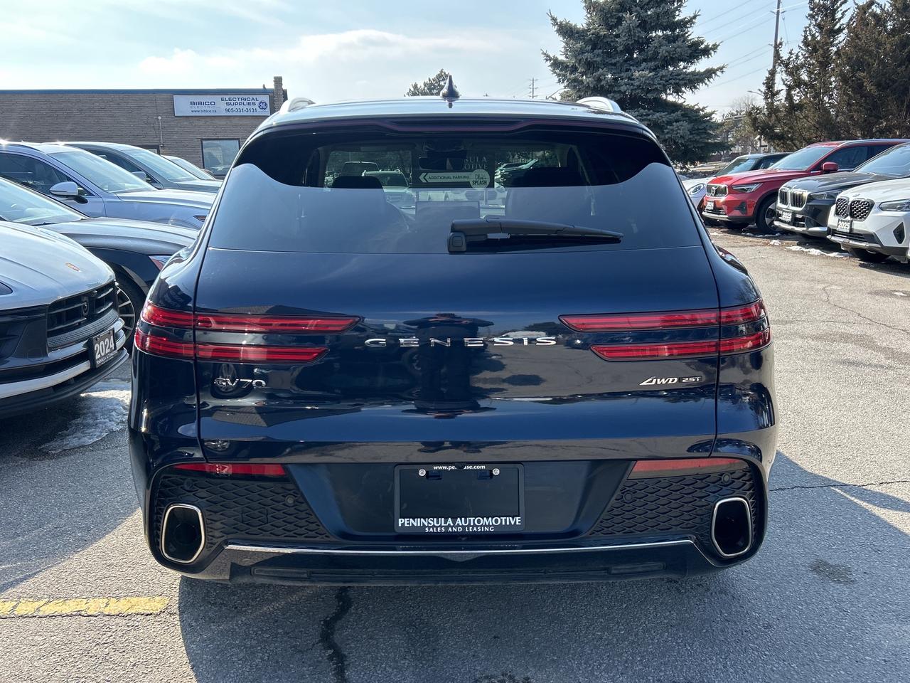 2025 Genesis GV70 2.5T ADVANCED, NEW TIRES, SNOW TIRES, PANO, NAVI Photo4