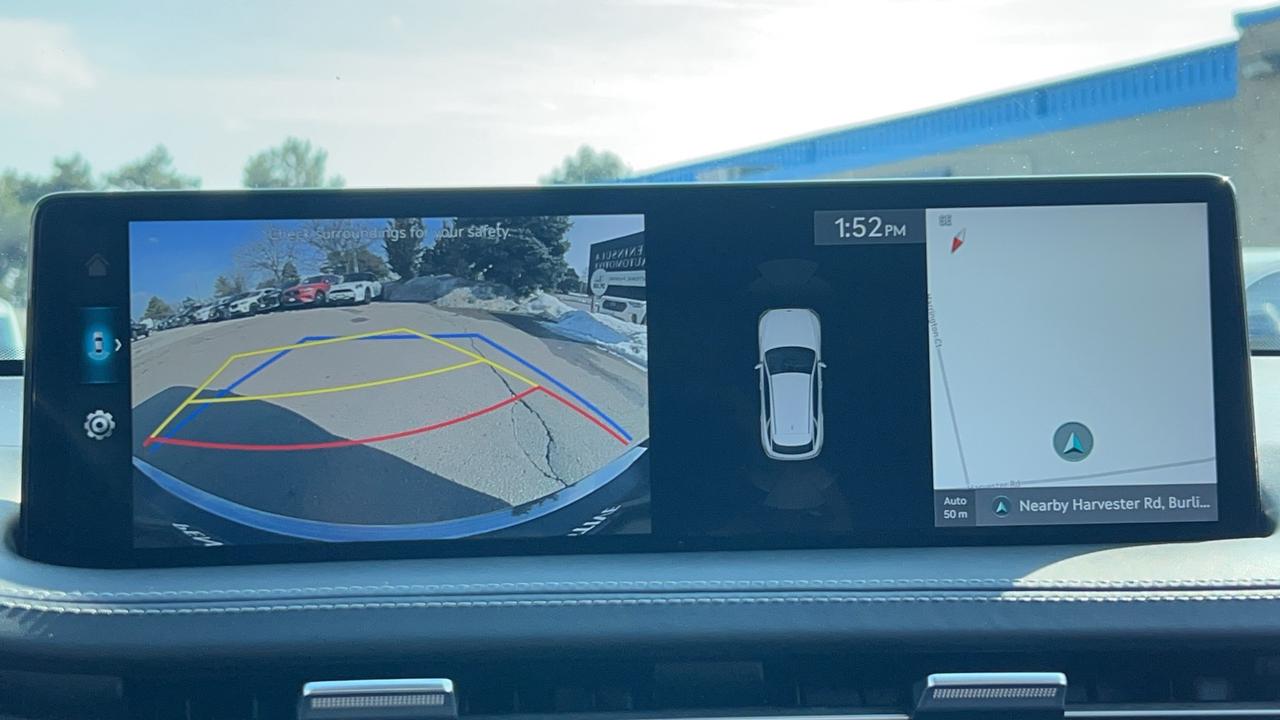 2025 Genesis GV70 2.5T ADVANCED, NEW TIRES, SNOW TIRES, PANO, NAVI Photo