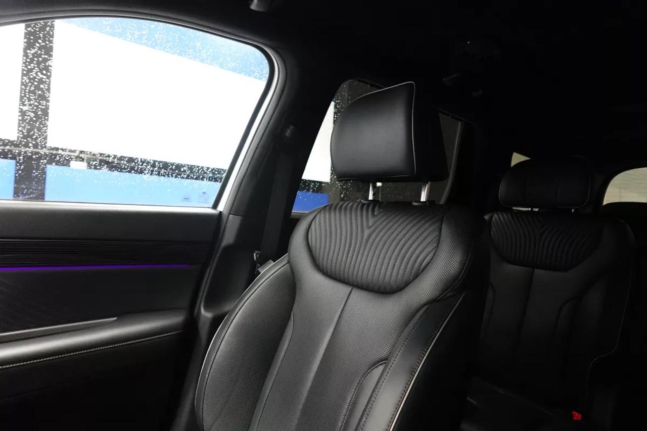 2024 Hyundai PALISADE ULTIMATE CALLIGRAPHY / HUD / HTD,COOL SEATS / POWE Photo