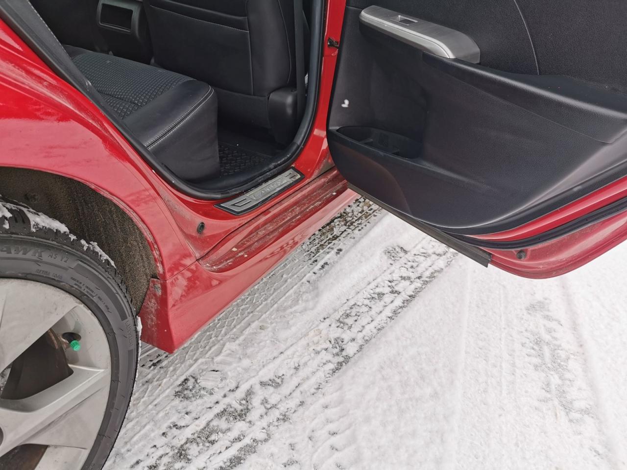 2014 Toyota Camry SE Photo