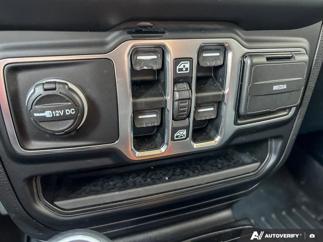 2021 Jeep Wrangler Unlimited Sport 80th Anniversary   HTD STEER WHEEL Photo