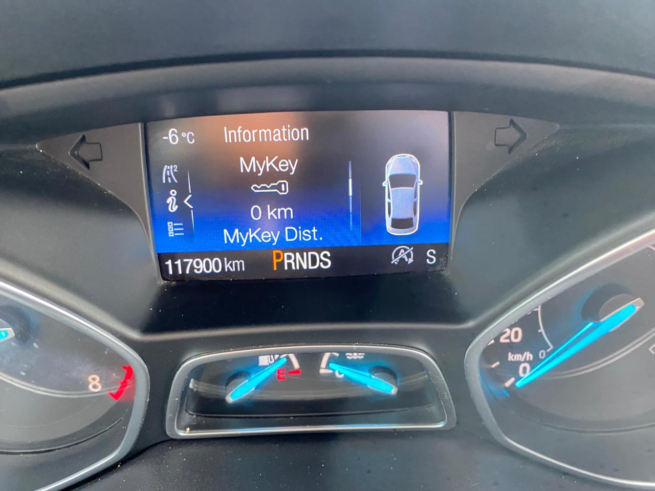 2017 Ford Escape SE 4dr Front-wheel Drive Photo