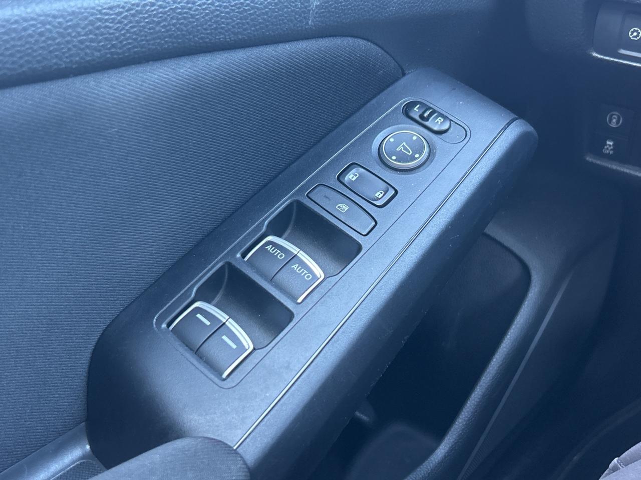 2022 Honda Civic Sedan LX CVT Photo