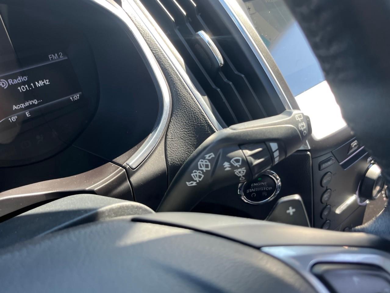 2016 Ford Edge SPORT Big Engine Great Eyeball! Photo