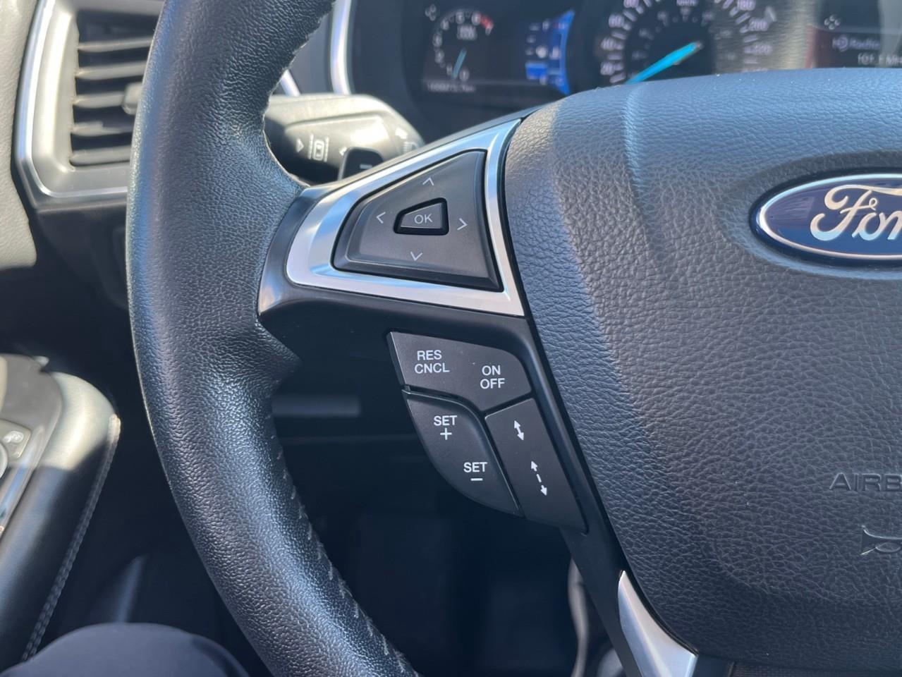 2016 Ford Edge SPORT Big Engine Great Eyeball! Photo