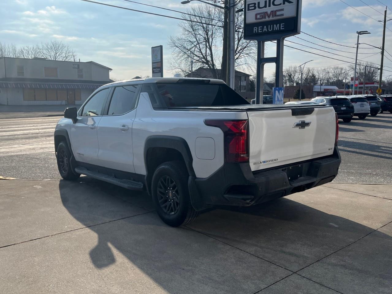 2024 Chevrolet Silverado EV WORK TRUCK CPO FINANCE 3.99%-5.49% OAC Photo