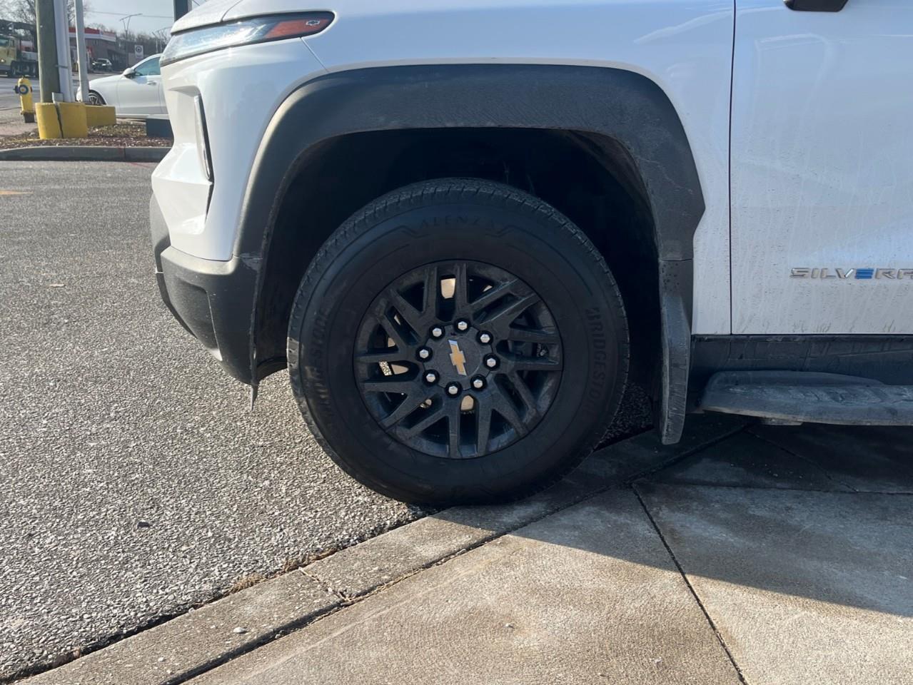 2024 Chevrolet Silverado EV WORK TRUCK CPO FINANCE 3.99%-5.49% OAC Photo