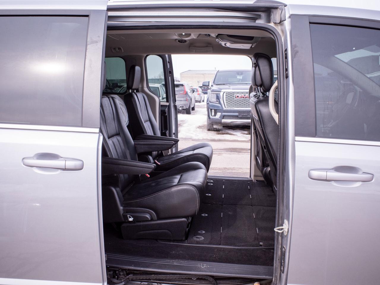 2020 Dodge Grand Caravan Crew Plus - Back-Up Camera   MP3 Capability Photo