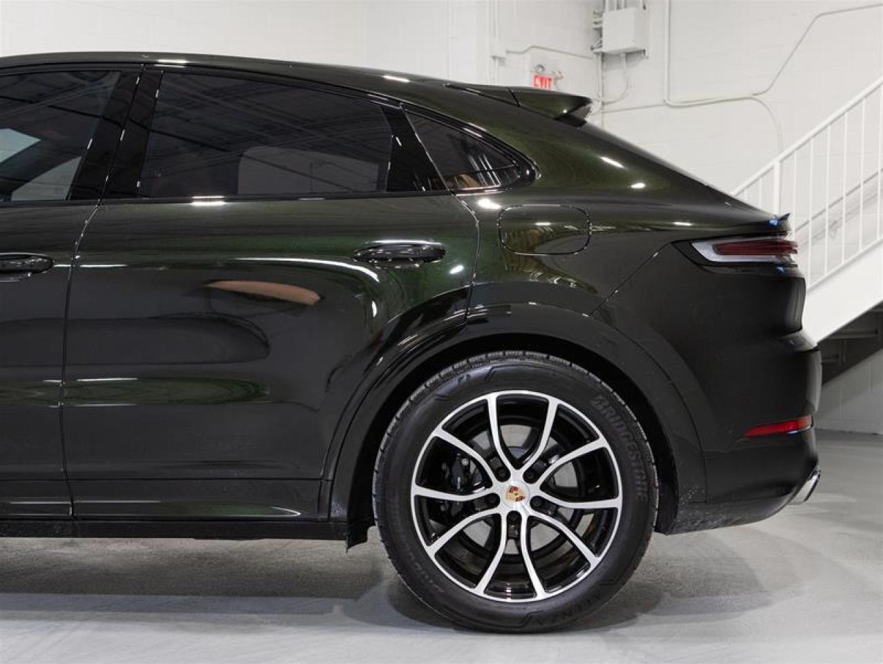 2025 Porsche Cayenne S e-Hybrid Coupe AWD Photo