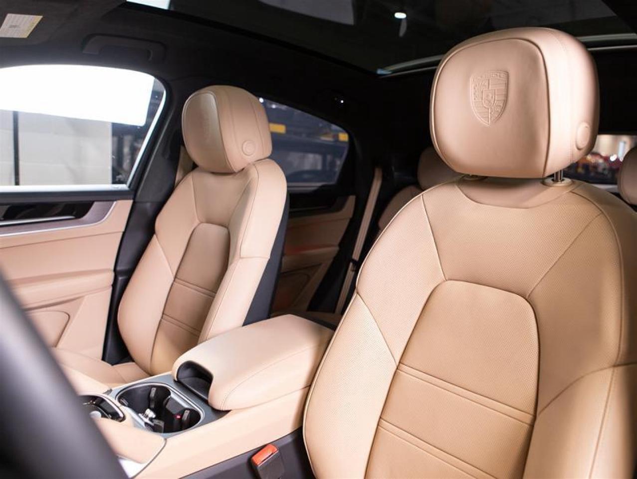 2025 Porsche Cayenne S e-Hybrid Coupe AWD Photo